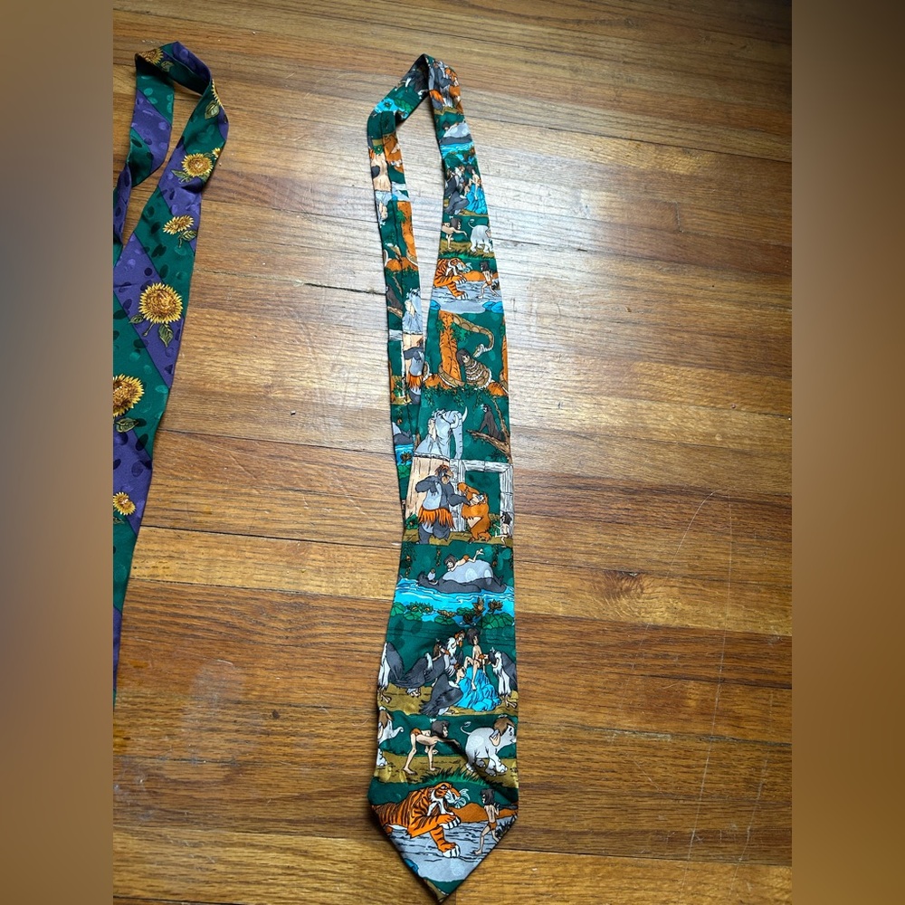 Vintage Disney Men's Silk Tie ~ Jungle Book Mowgli Baloo Shere Kahn King Louie +